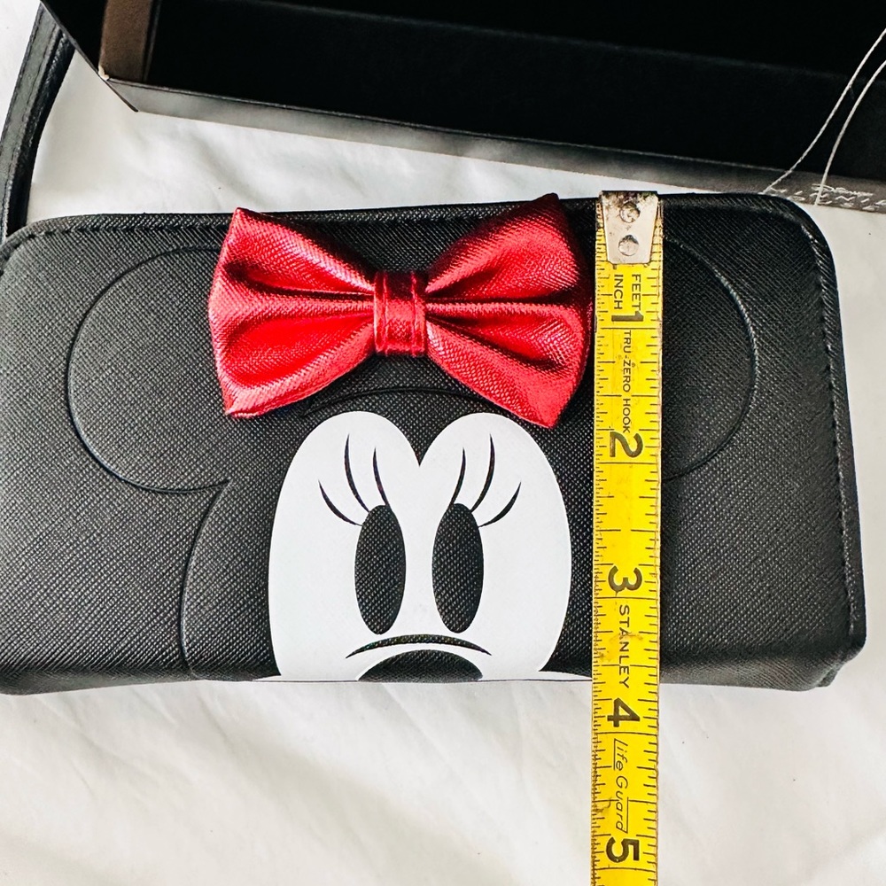 Disney wallets - Picture 4 of 4